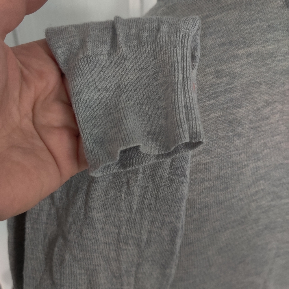 Massimo Dutti Gray Wool/Cashmere Blend Sweater. Size M - Picture 3 of 4
